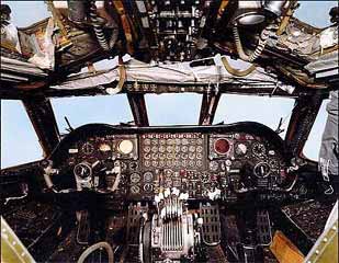 Boeing B-52 stratofortress BUFF free downloads cockpit-1